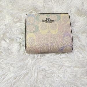 Coach Snap Wallet In Rainbow Signature Canvas CDD11